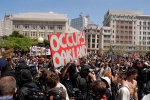occupy oakland crowd